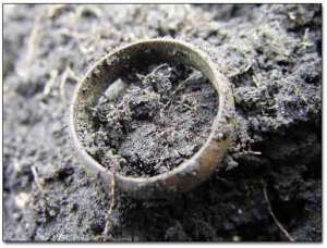dirty wedding ring